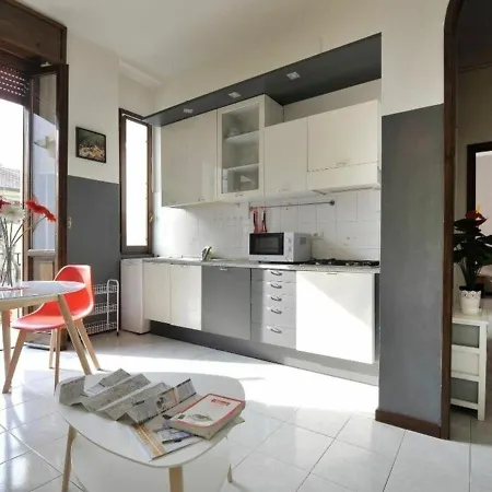 Apartment Fra Bartolomeo Milan